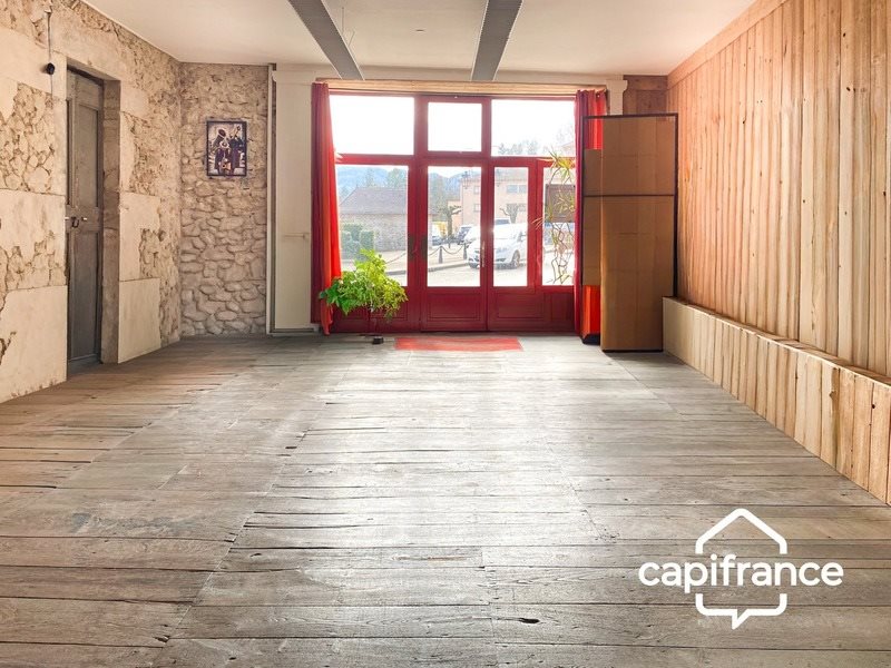 Maison à vendre, 180m², Saint-Geoire-en-Valdaine