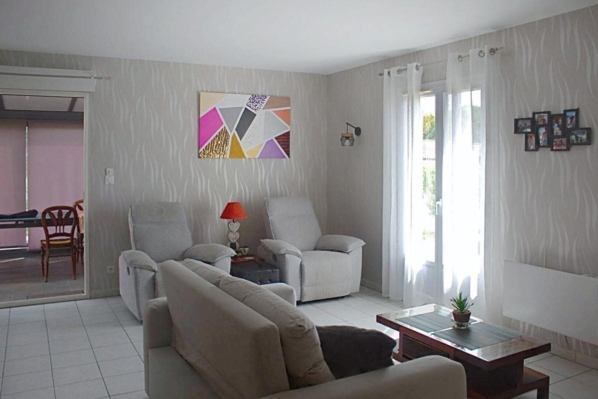 Maison à vendre, 110m², Saint-Romain-de-Benet