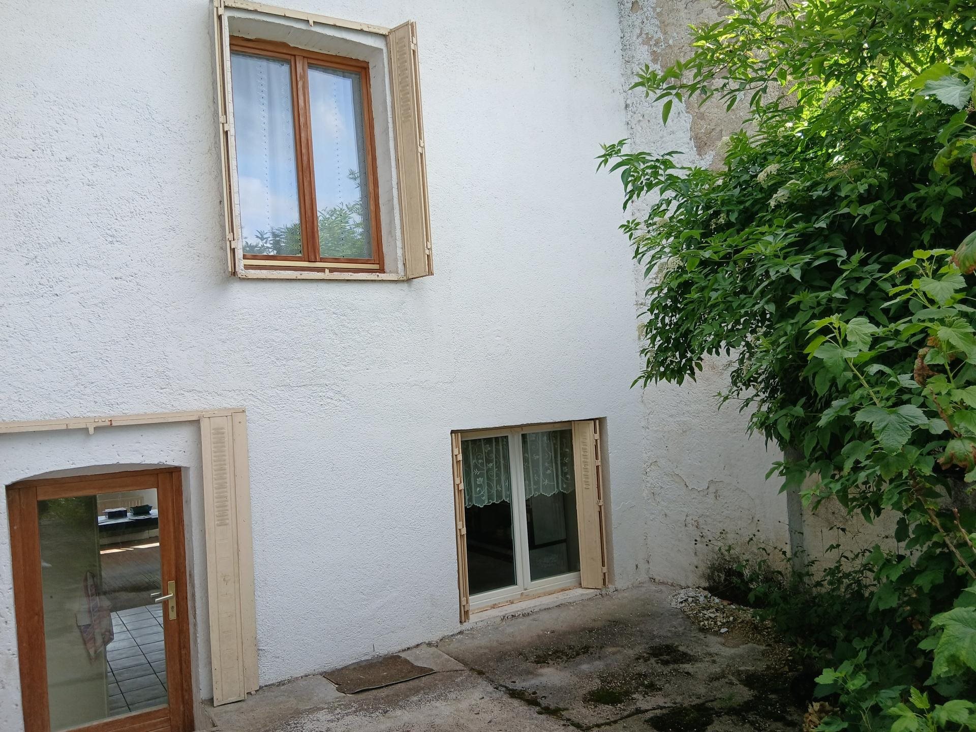 Maison à vendre, 115m², Montécheroux