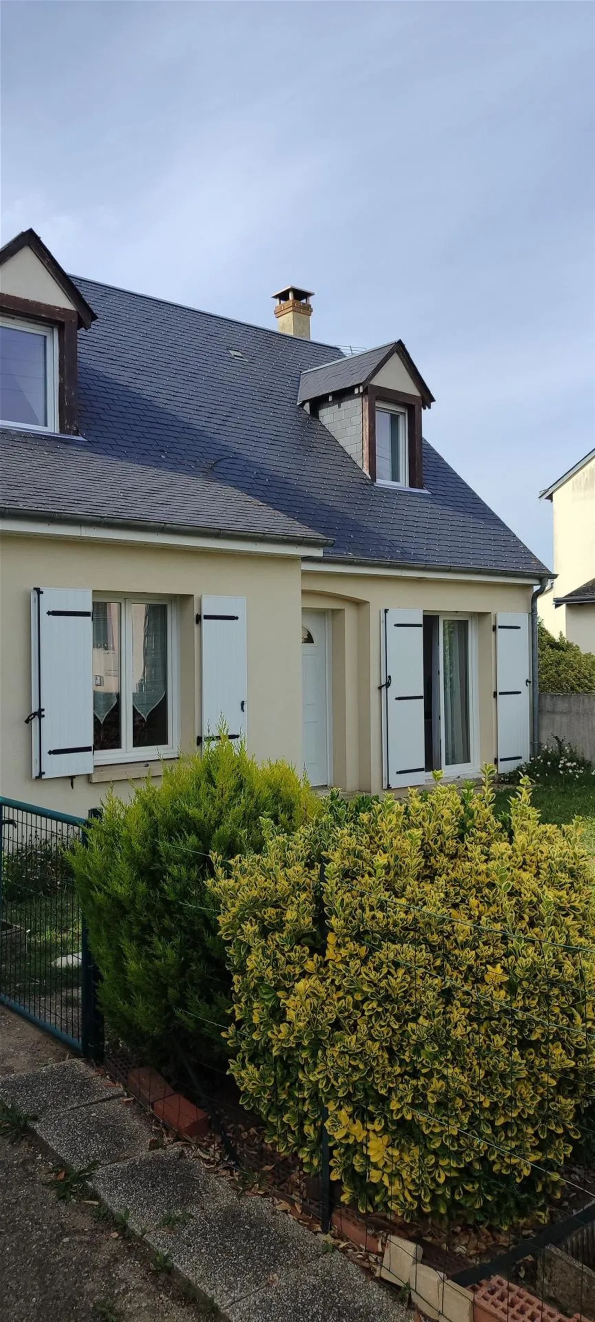 Maison à vendre, 106m², Savigné-sur-Lathan