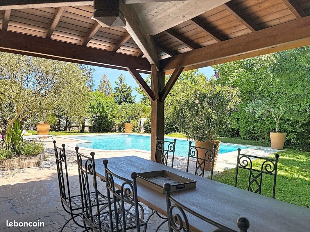 Maison à vendre, 235m², Ambérieux-en-Dombes