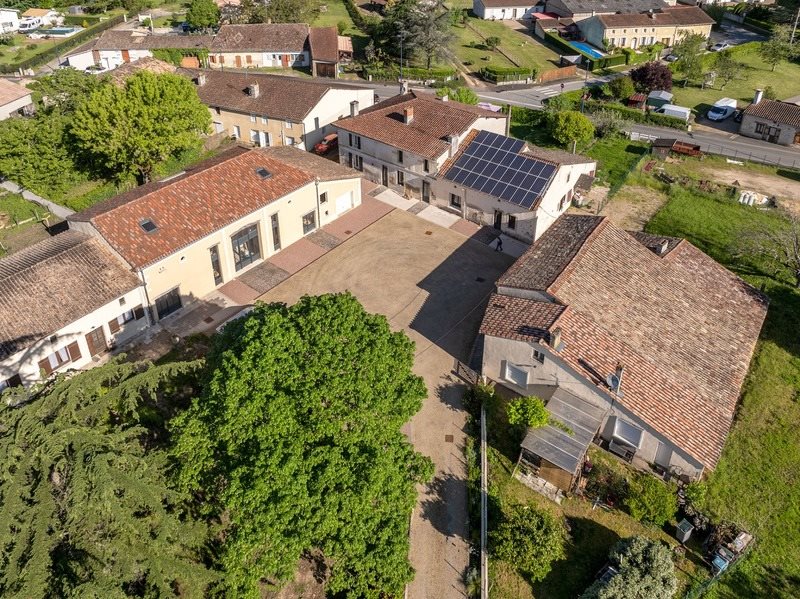 Maison à vendre, 1085m², Ménesplet