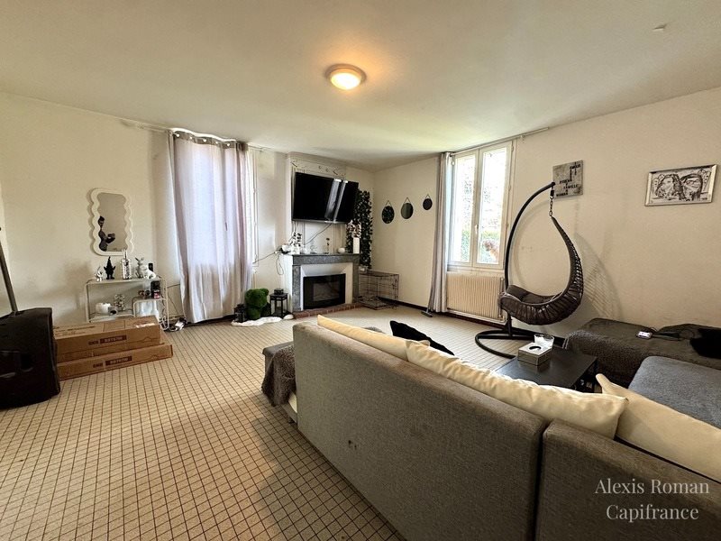 Maison à vendre, 1085m², Ménesplet