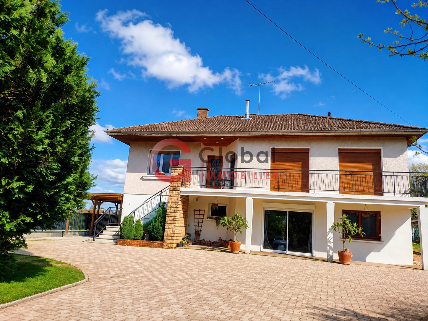 Maison à vendre, 176m², Grièges