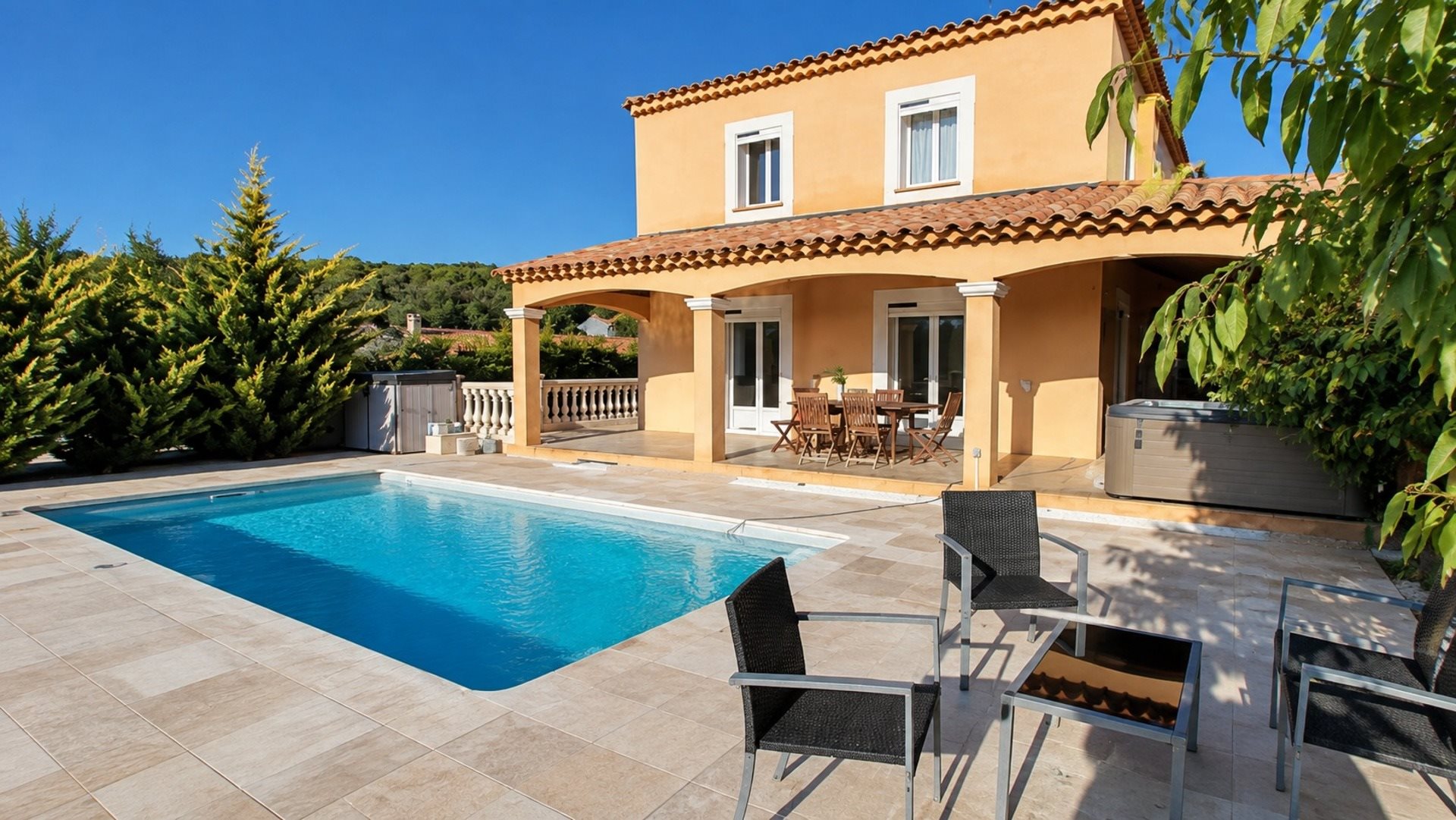 Maison à vendre, 120m², Brignoles