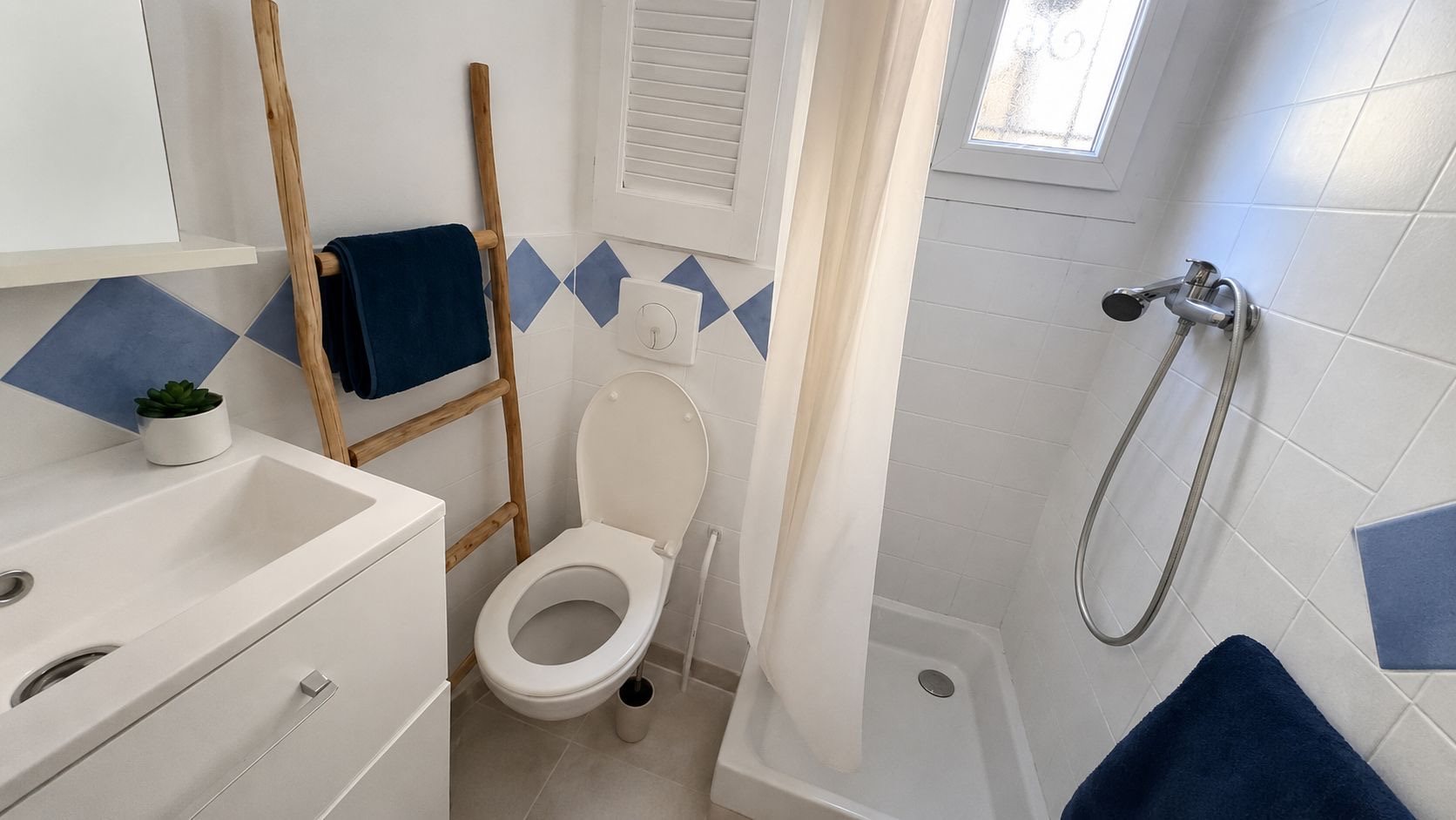 Nice studio apartment 26.95m² with terrace - Vue 3