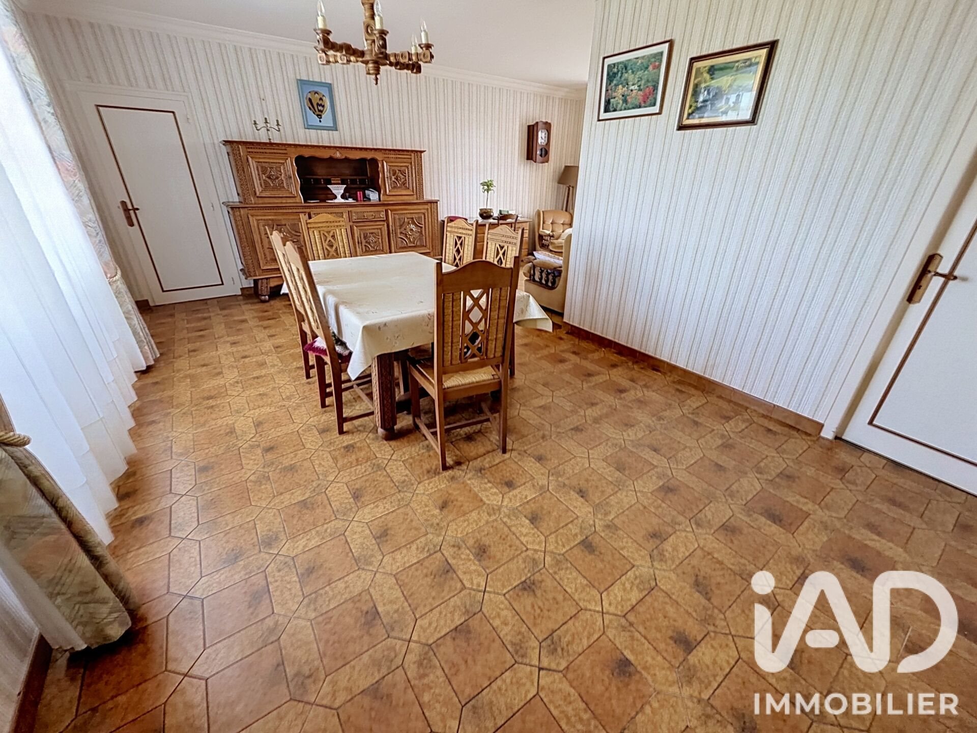 Maison à vendre, 116m², Saint-Aubin-le-Cloud