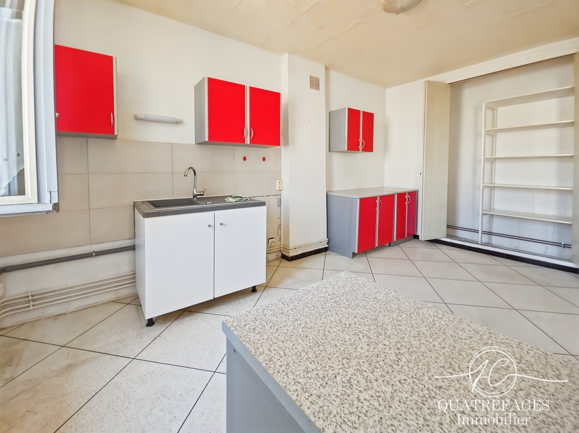 Appartement à vendre, 109m², Beaucaire