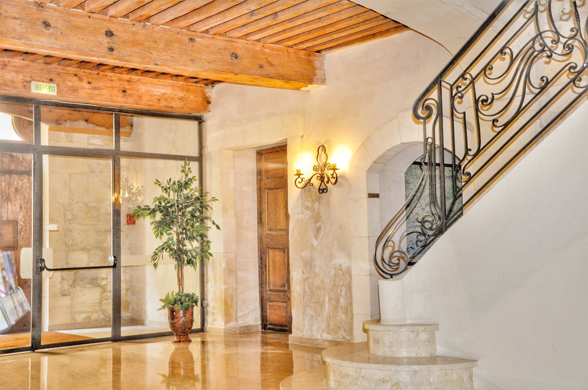 Maison à vendre, 2420m², Tarascon
