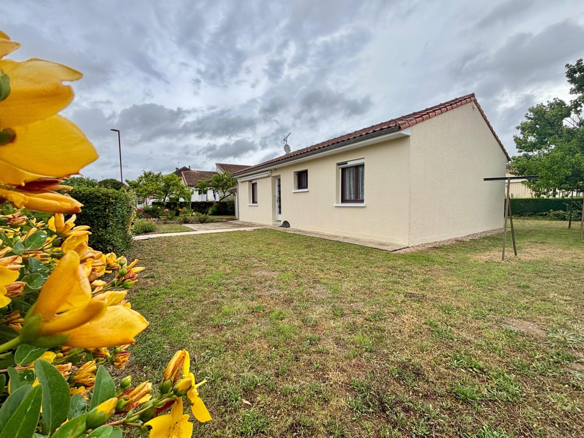 Maison à vendre, 75m², Lencloître