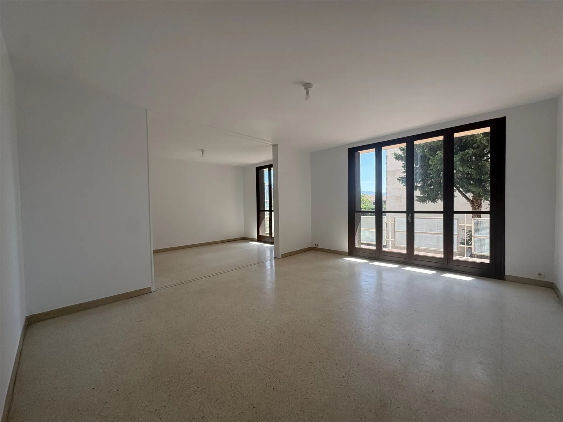 Appartement à louer, 75m², Aubagne