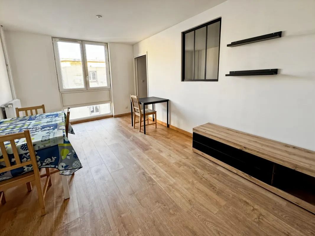 Appartement à louer, 38m², Reims