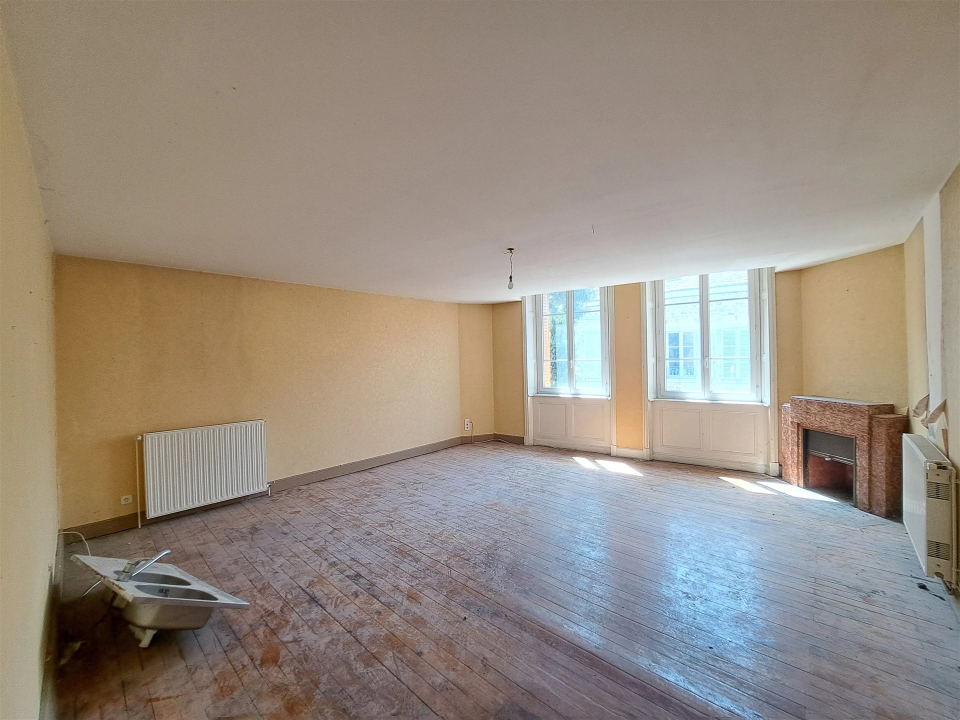 Appartement à vendre, 370m², Ambert