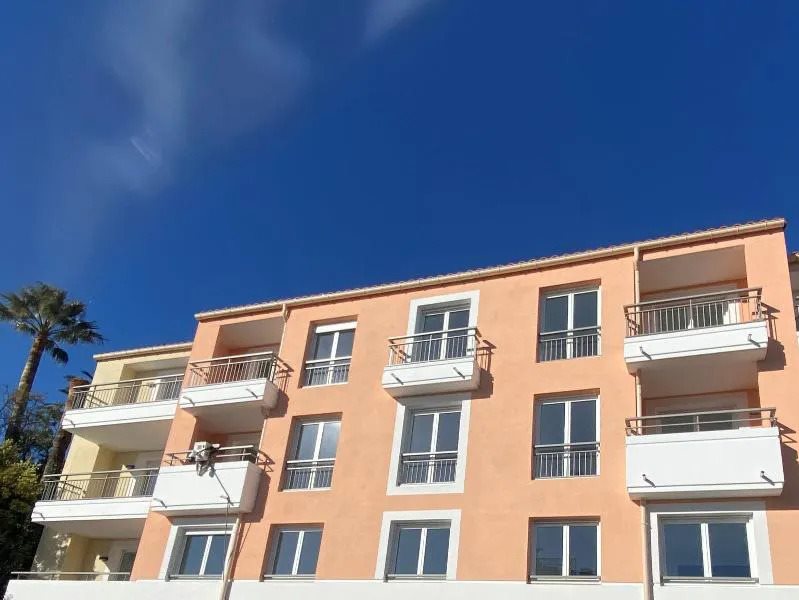 Appartement à louer, 43m², Châteauneuf-Grasse