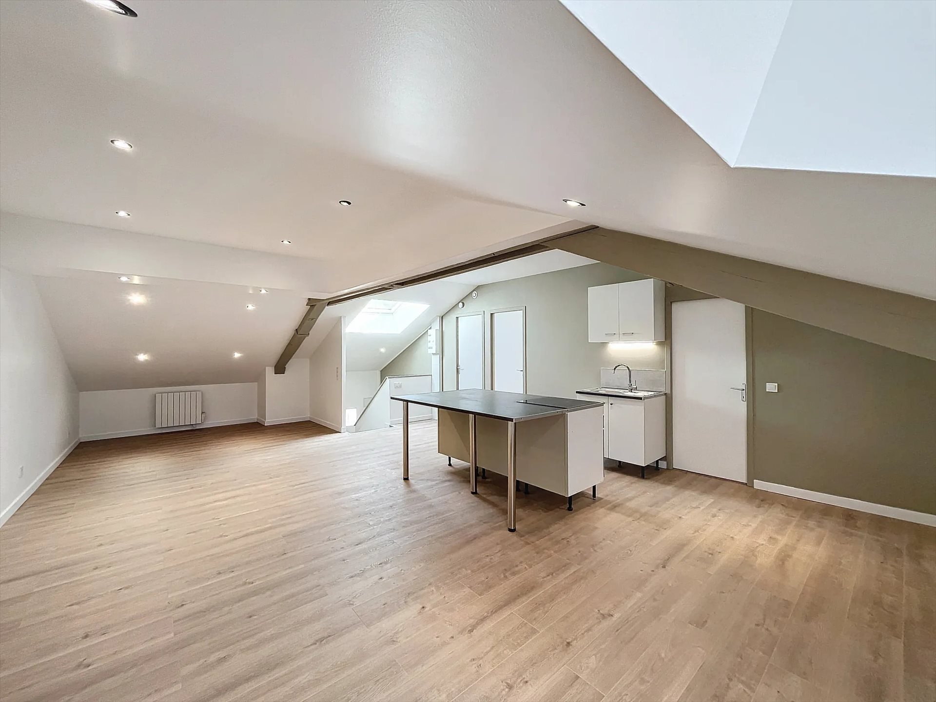 Appartement à louer, 51m², Champeix