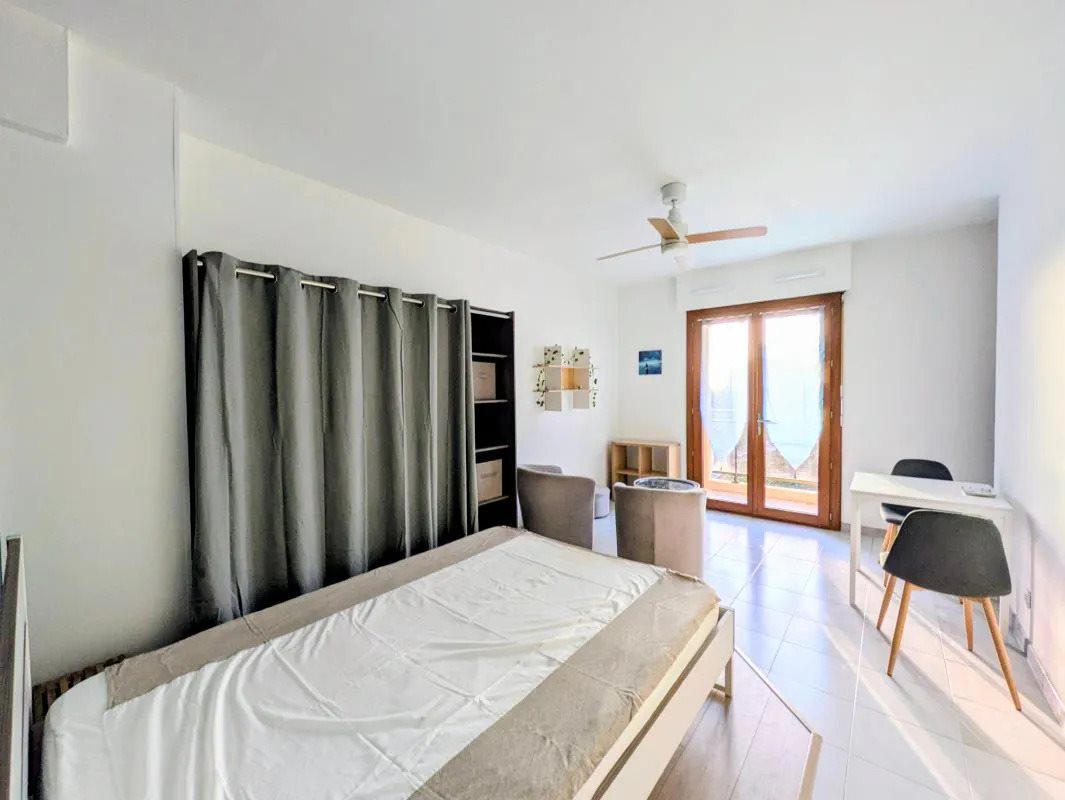 Appartement à louer, 25m², Toulon