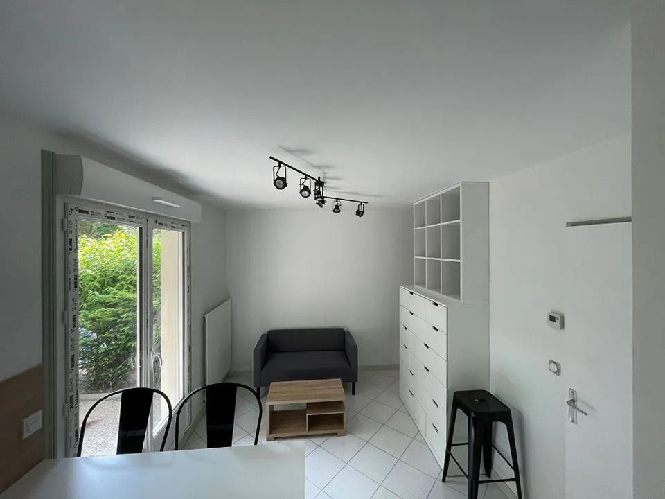 Appartement à louer, 21m², Caen