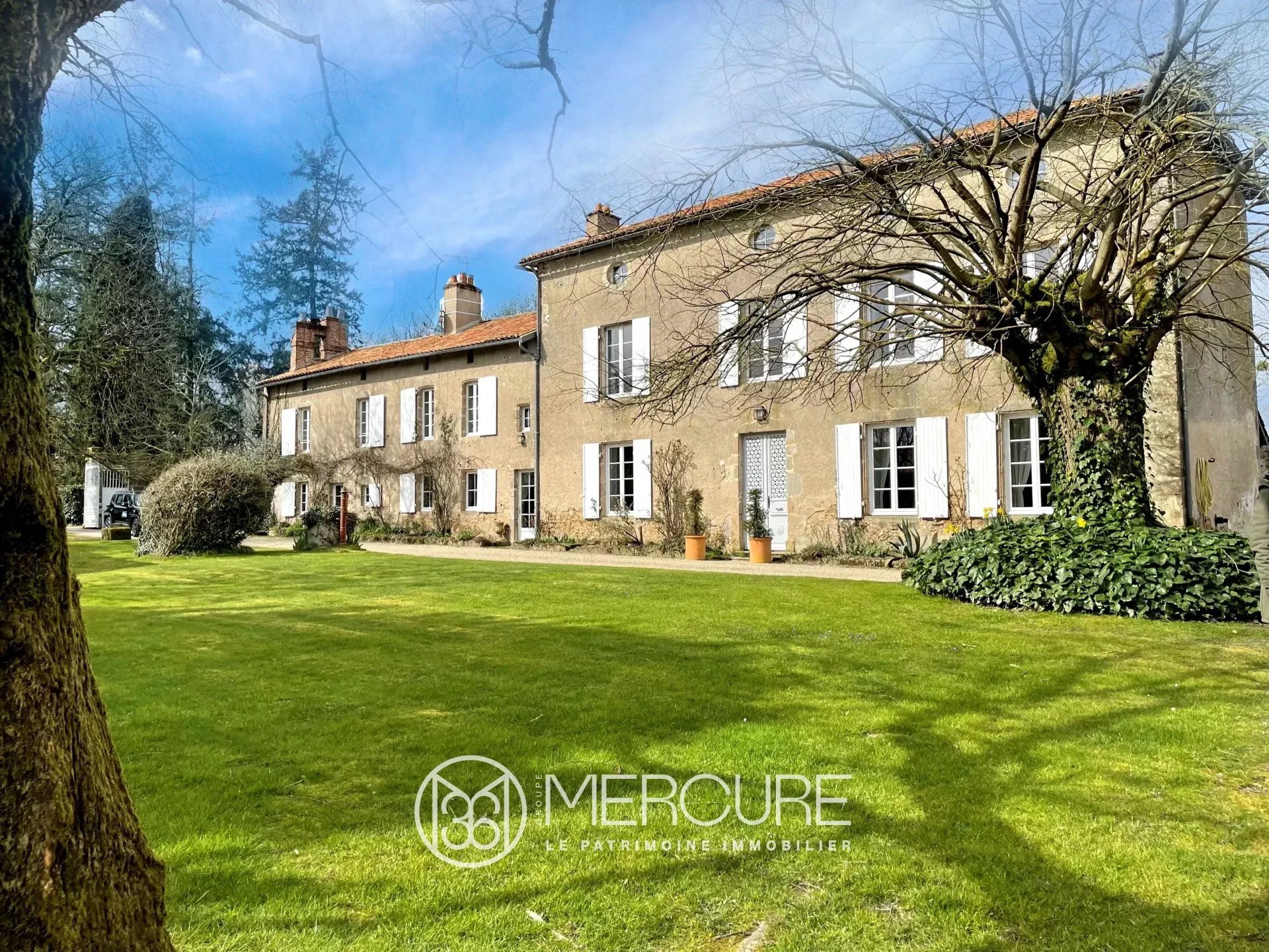 Maison à vendre, 465m², Parthenay