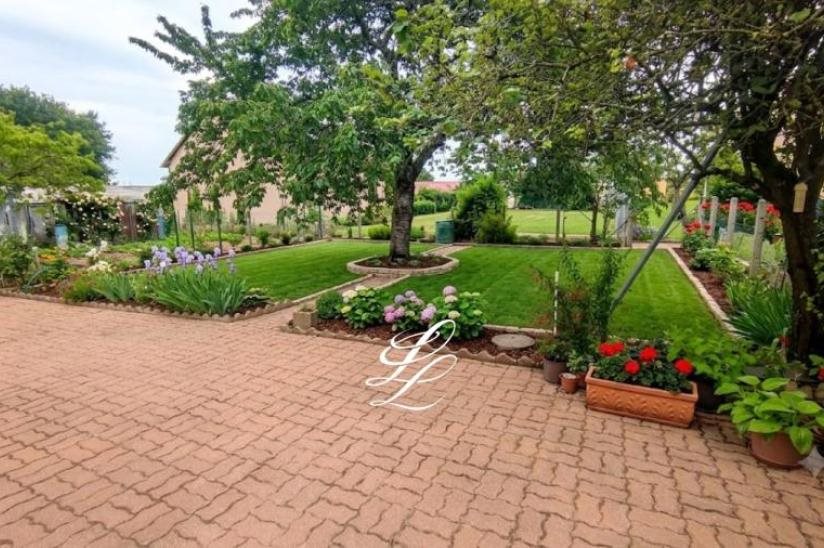 Maison à vendre, 102m², La Bazoge