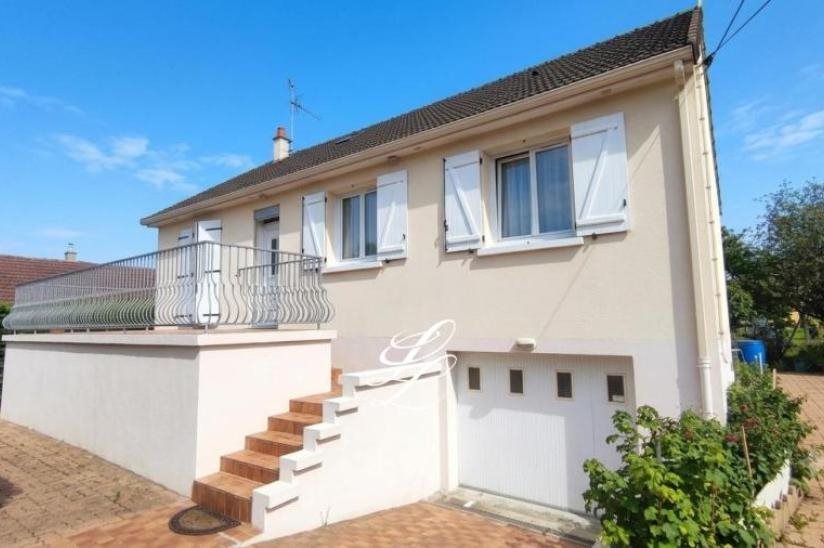 Maison à vendre, 102m², La Bazoge