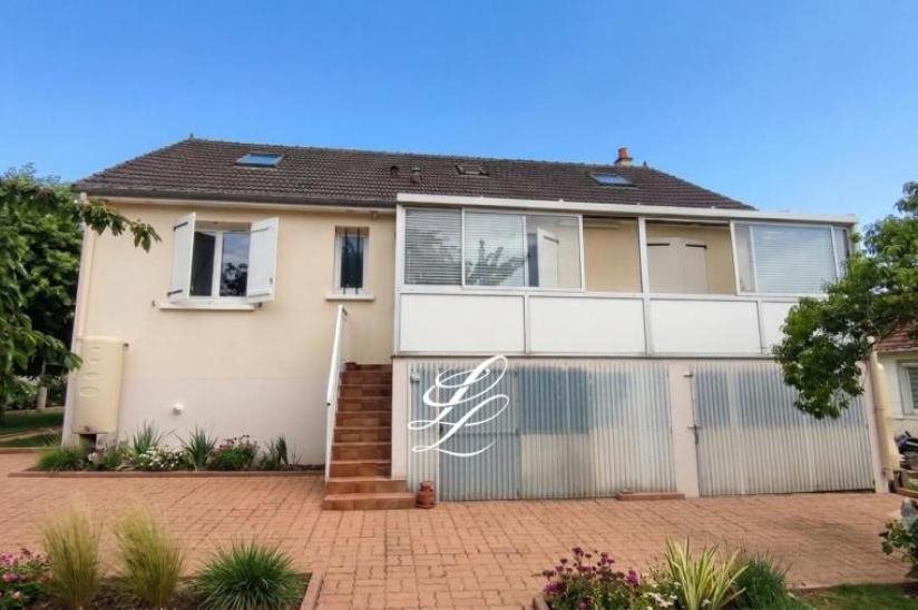 Maison à vendre, 102m², La Bazoge