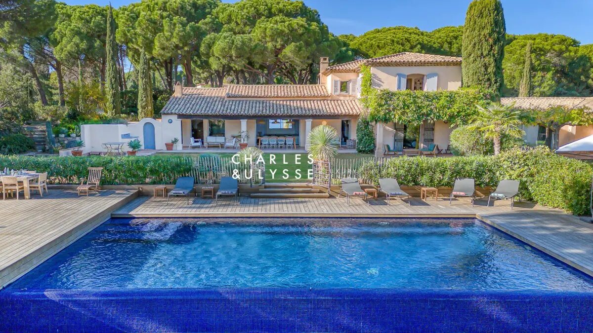 Maison à louer, 450m², Saint-Tropez