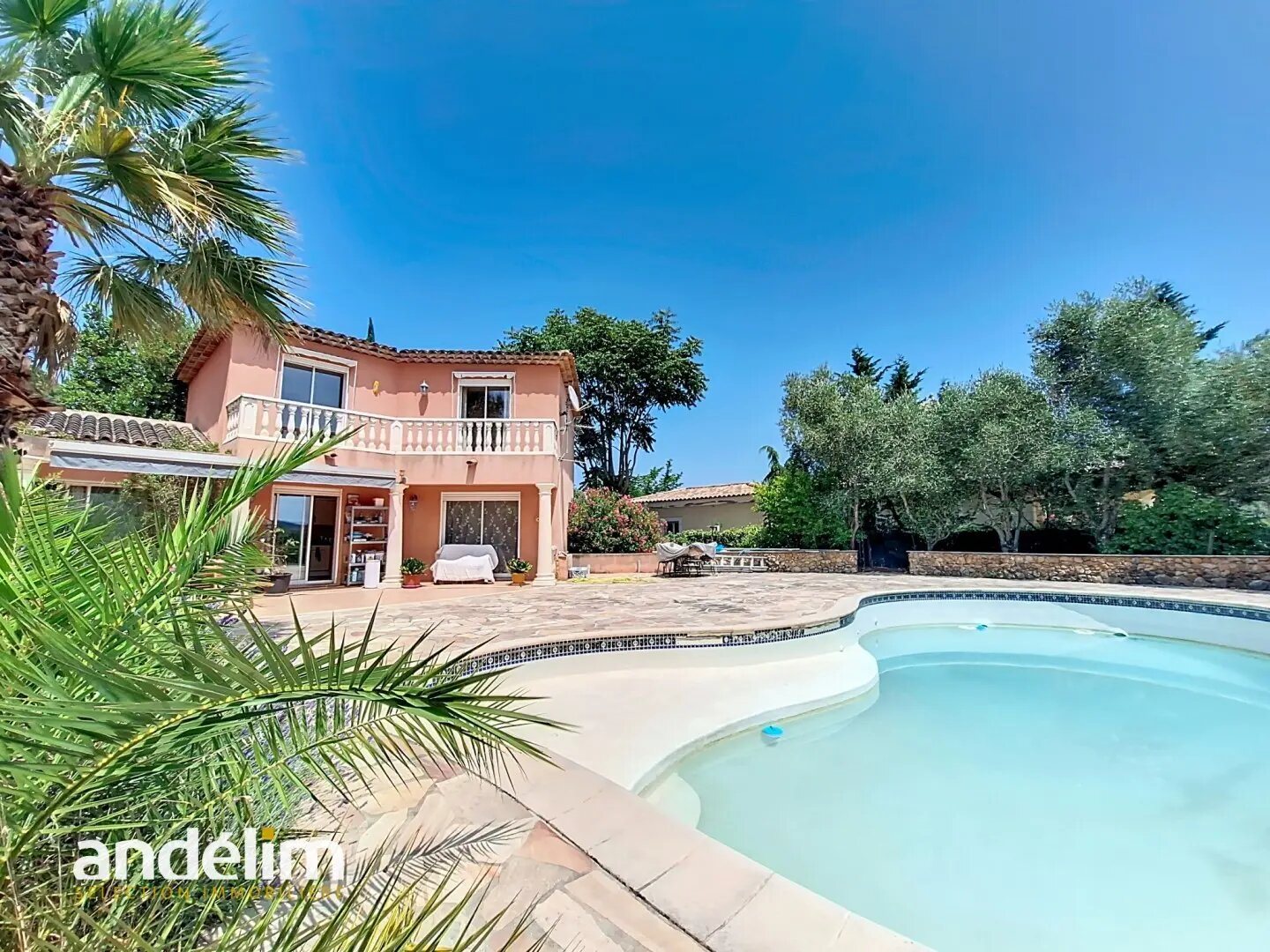 Maison à vendre, 142m², Saint-Raphaël