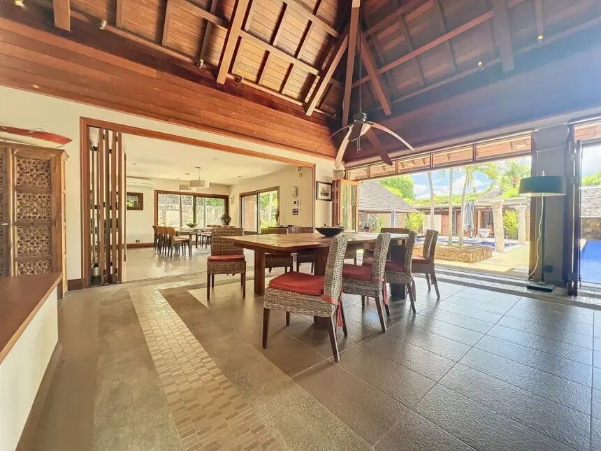 Maison à vendre, 1600m², Saint-Martin-de-Valgalgues