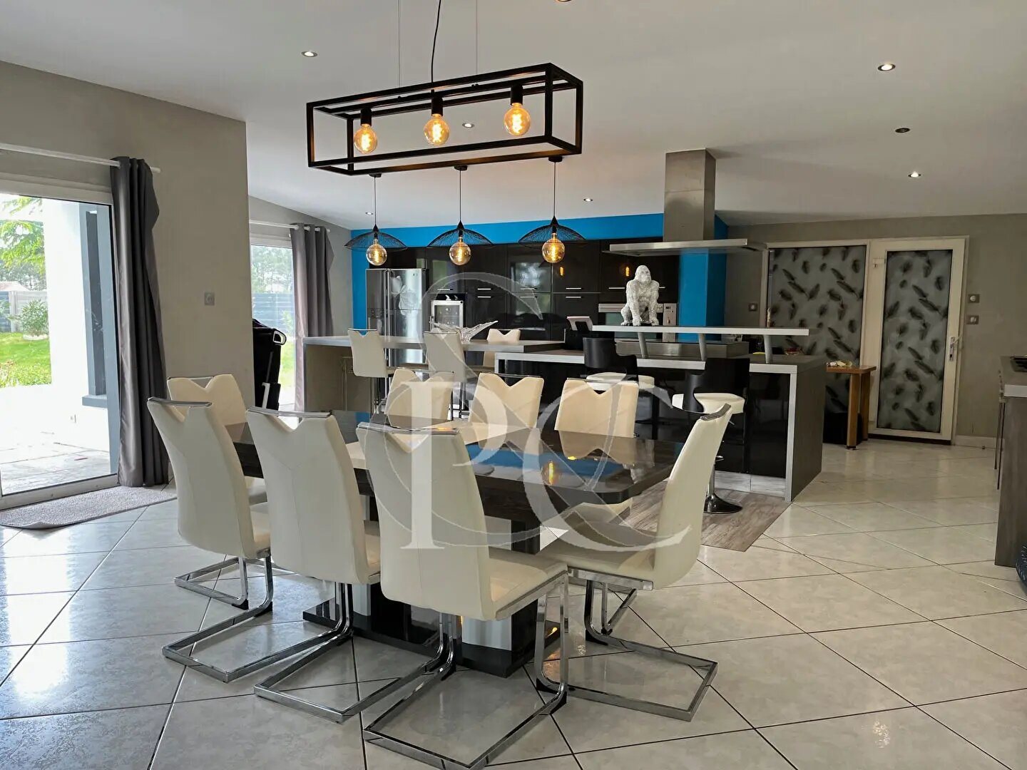 Maison à vendre, 371m², Saint-Gilles-Croix-de-Vie