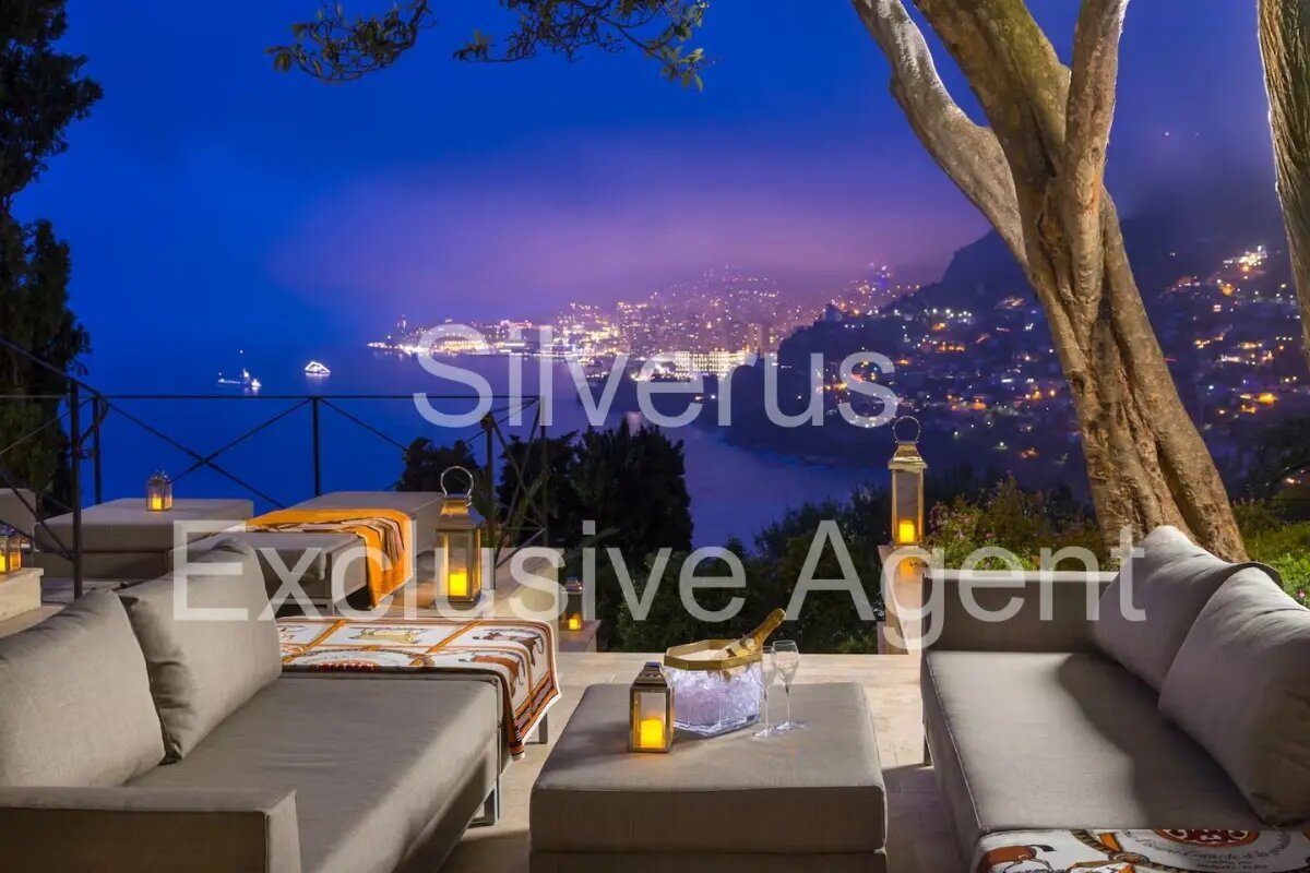 Maison à louer, 350m², Roquebrune-Cap-Martin