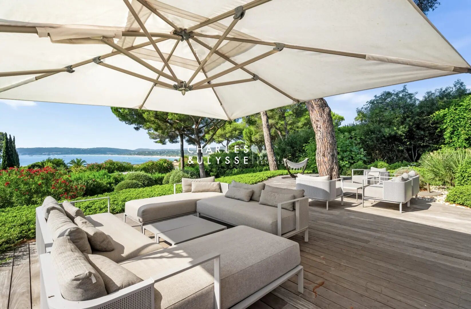 Maison à louer, 350m², Saint-Tropez