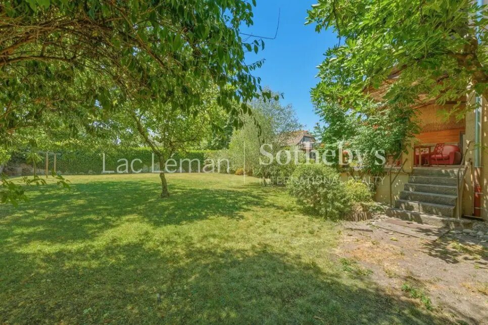 Maison à vendre, 170m², Nernier