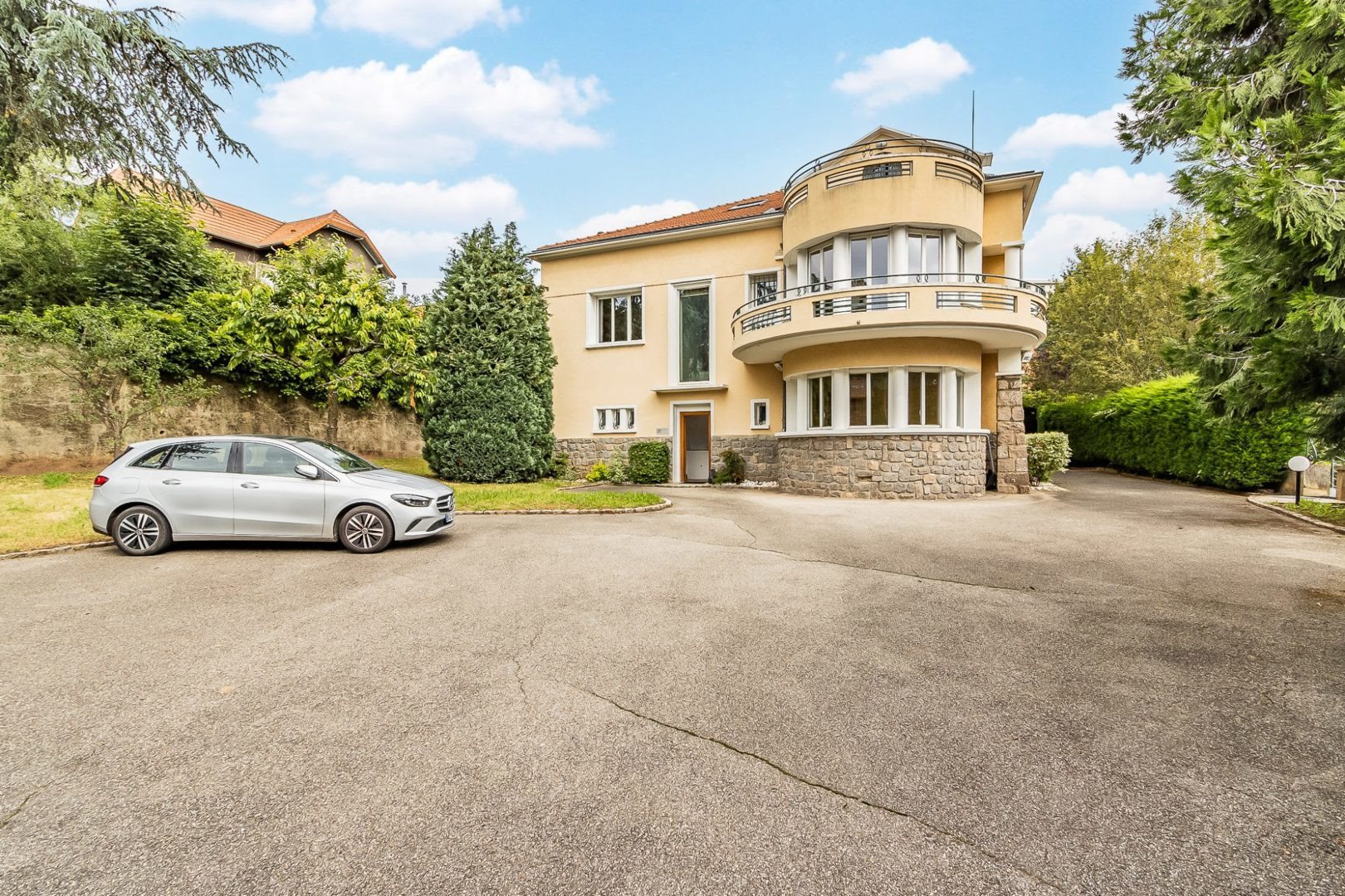 Maison à vendre, 450m², Saint-Etienne