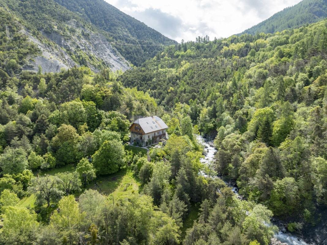 Maison à vendre, 626m², Saint-André-d'Embrun