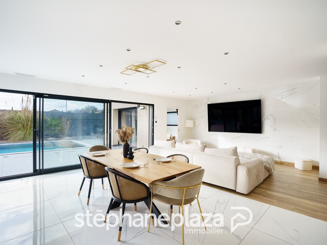 Maison à vendre, 225m², Mâcon