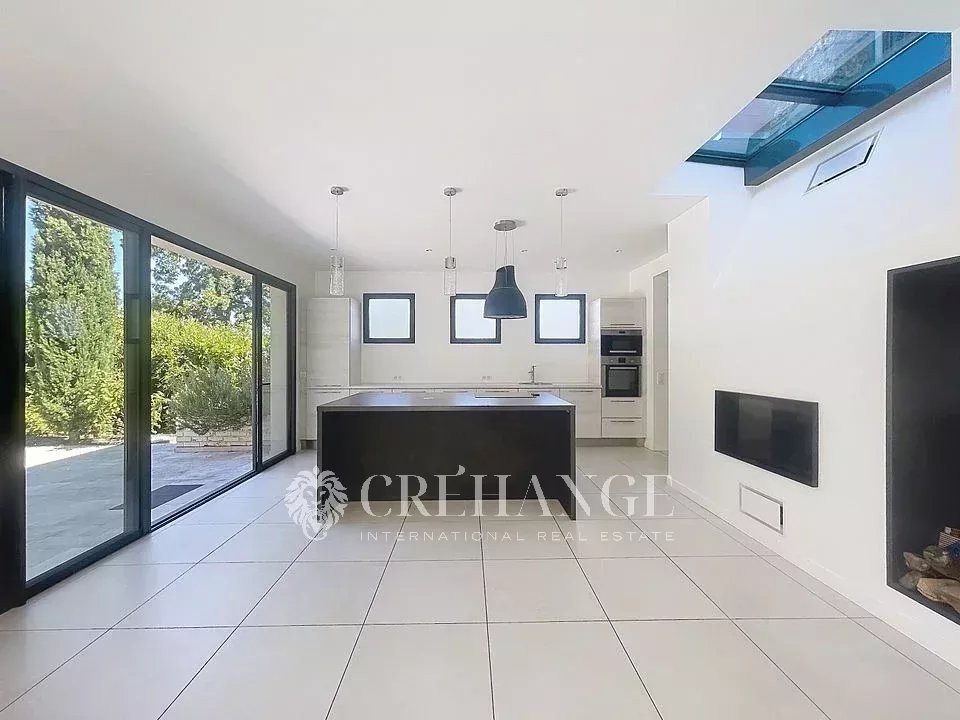 Maison à louer, 220m², L'Étang-la-Ville