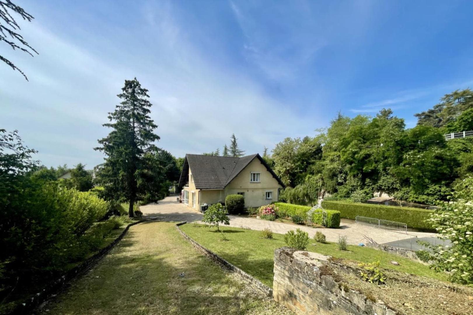 Maison à vendre, 332m², Chenôve