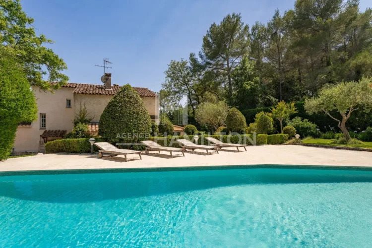 Maison à vendre, 185m², Châteauneuf-Grasse