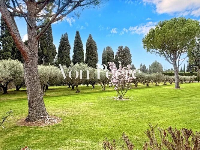 Maison à vendre, 260m², Saint-Rémy-de-Provence