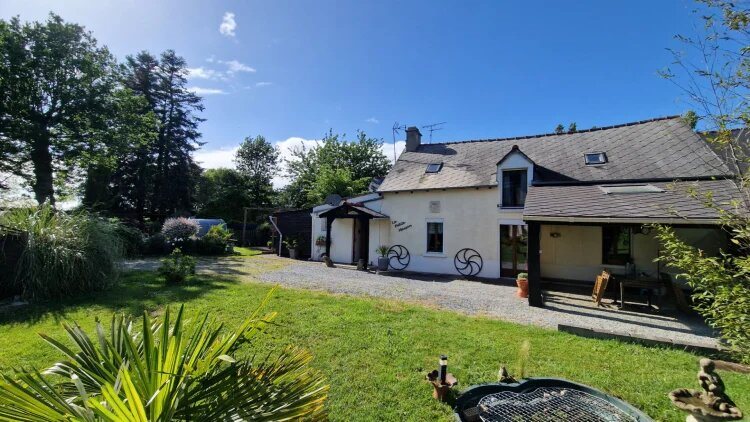 Maison à vendre, 94m², Ménéac