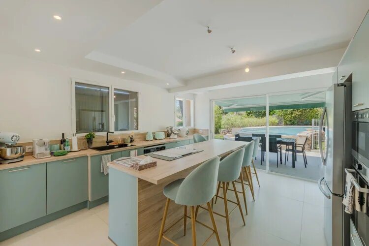 Maison à vendre, 260m², Saint-Raphaël