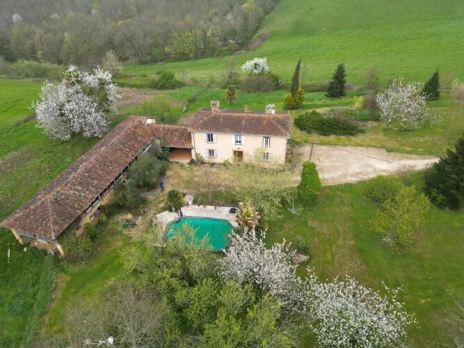 Maison à vendre, 161m², Seissan