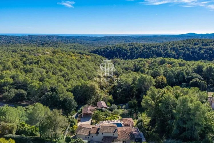 Maison à vendre, 202m², Le Rouret