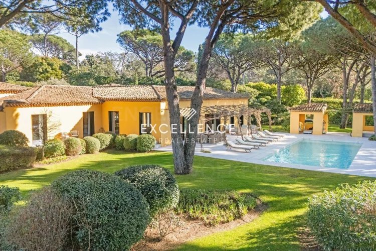 Maison à vendre, 230m², Saint-Tropez