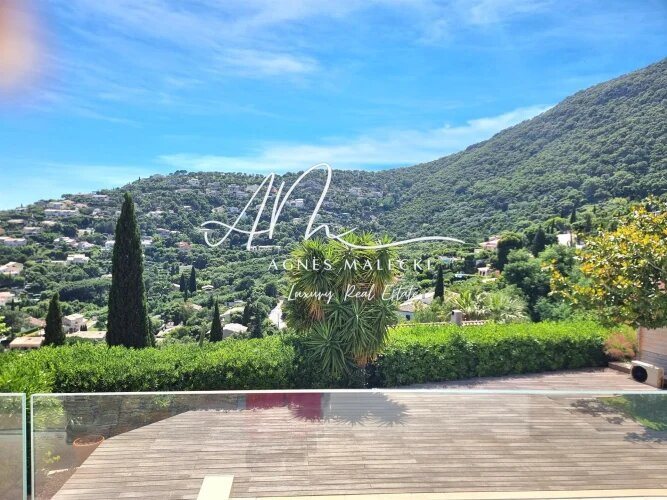 Maison à vendre, 221m², Cavalaire-sur-Mer