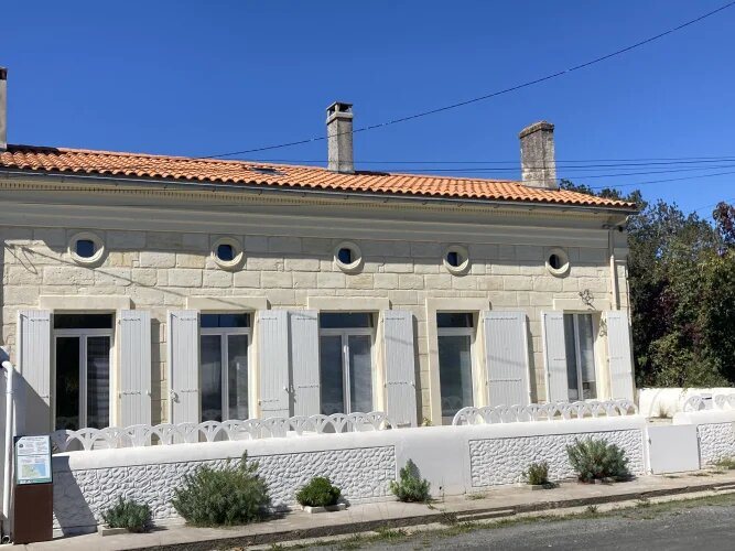 Maison à vendre, 205m², Saint-Christoly-Médoc