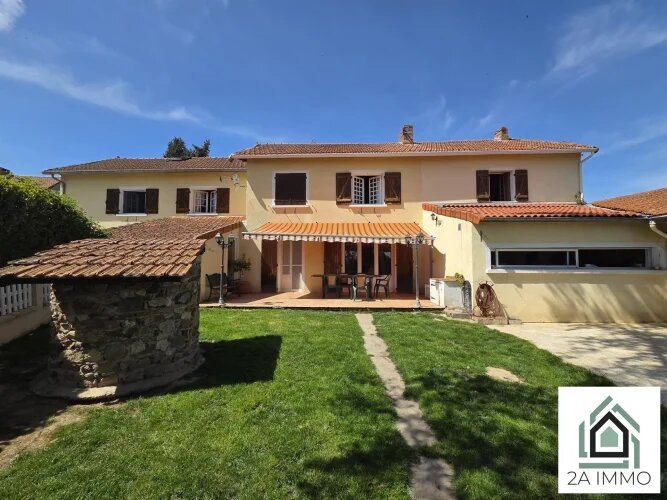 Maison à vendre, 300m², Blot-l'Eglise