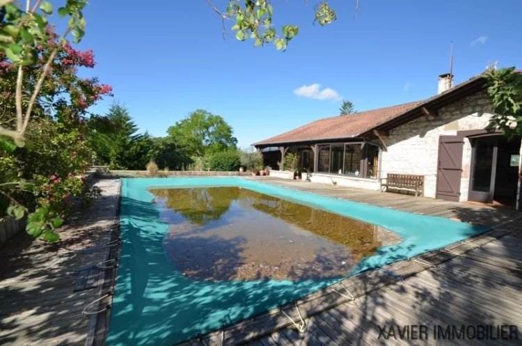 Maison à vendre, 175m², Montaigu-de-Quercy