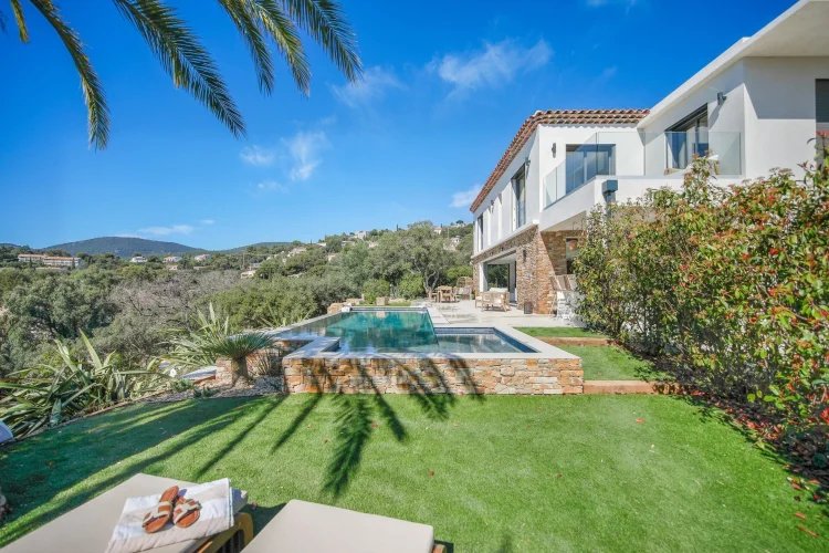 Maison à vendre, 256m², La Croix-Valmer
