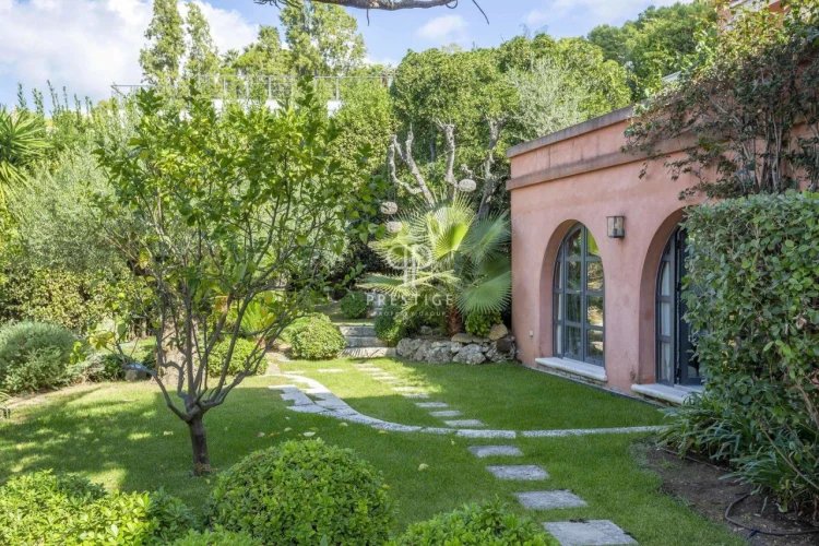 Maison à vendre, 310m², Vallauris